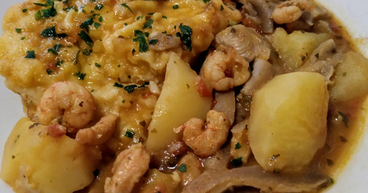 Patatas guisadas con setas Receta de Charo Valencia- Cookpad