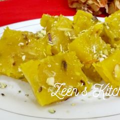 A picture of Bombay Karachi Halwa.