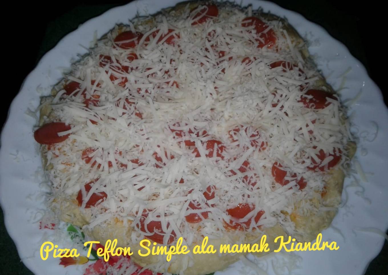 Pizza Teflon ala resto simple