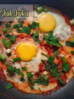 Foto resep Shakshuka (North African Pouch Eggs)