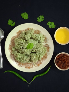 મસાલા ખીચું (Khichu Recipe In Gujarati) રેસીપી મુખ્ય ફોટો