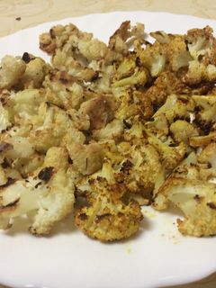 Una foto de Coliflor especiada al horno (2 opciones)Apta para diabéticos