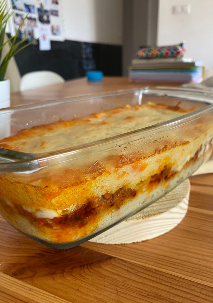 Una foto de Pastel de patata y carne picada fácil y rico