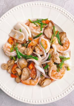 รูปของ เห็ดผัดน้ำมันหอย VIP 🦐 🦑 🍄Stir mushroom seafood