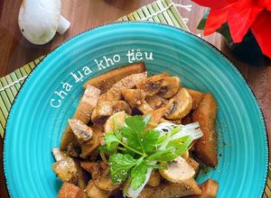 Hình của món Chả lụa kho tiêu 🥢🥢🥢.