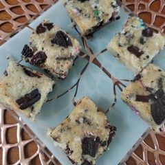 Cookies Bars A picture of Cookies Bars.