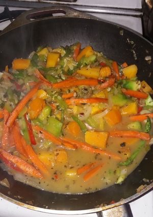 Una foto de Wok de verduras