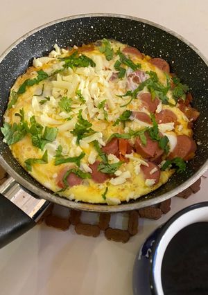 صورة لوصفة بيض بالنقانق 🍳