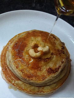 கிளாசிக் பேன் கேக் (Classic pancake recipe in tamil) செய்முறை முக்கிய புகைப்படம்