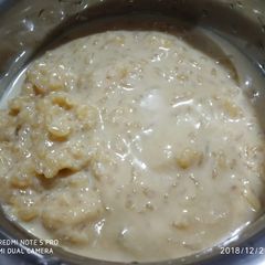 A picture of Date palm jaggery kheer.