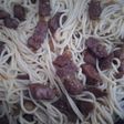 Espaguetis con hamburguesa de ternera estilo asiático