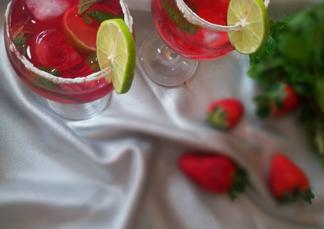 Strawberry mojito