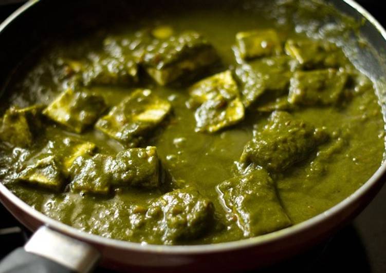 Yummy and tasty palak paneer at home..