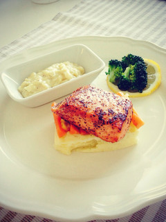 Foto resep Pan Seared Salmon with lemon butter sauce