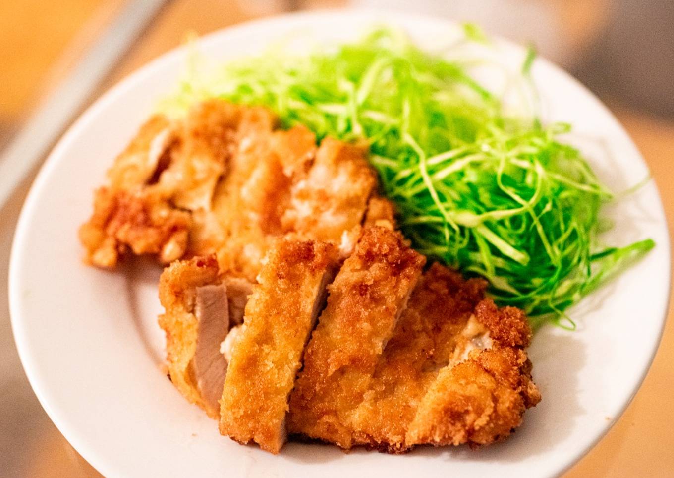 Tonkatsu (pork cutlet)