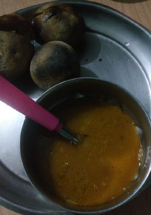 लिट्टी और चना दाल (Litti aur chana dal recipe in hindi) रेसिपी मुख्य फोटो