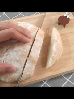 免揉歐式麵包，簡單零失敗 外脆內軟 的食譜成品照片