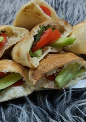 عکسی از دستور ساندویچ توفو_ خیار و گوجه (غذای نپختنی)