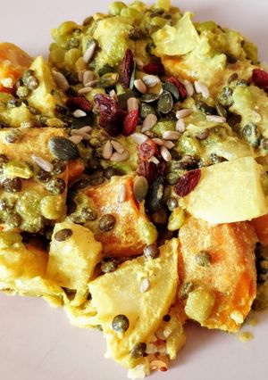 Une photo de Curry de légumes et légumineuses. (vegan)