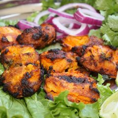 A picture of Chicken Tikka.