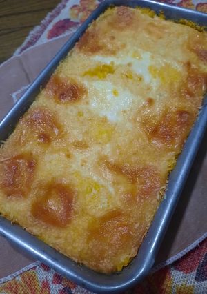 Una foto de Budín de polenta rellena con quesos