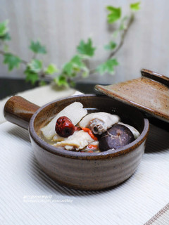 【竹笙香菇雞湯】 的食譜成品照片