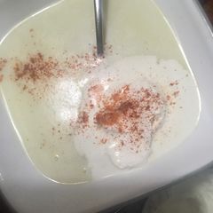 A picture of Asparagus soup.