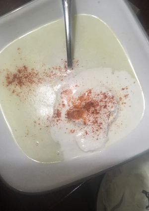 A picture of Asparagus soup.