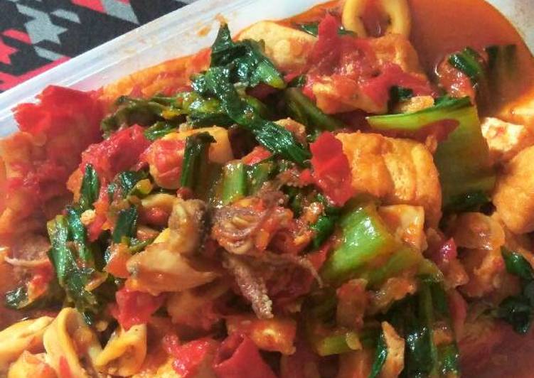 Bahan Cumi Balado plusplus #kostmade | Resep Membuat Cumi Balado plusplus #kostmade Yang Enak Banget