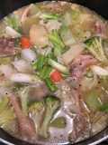 Chân gà hầm soup rau củ