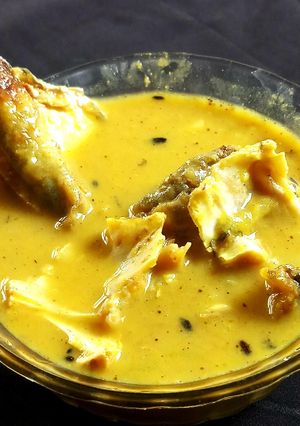 মাছের মাথা দিয়ে মুগ ডাল(Macher matha diye moog dal recipe in Bengali) রেসিপির প্রধান ছবি
