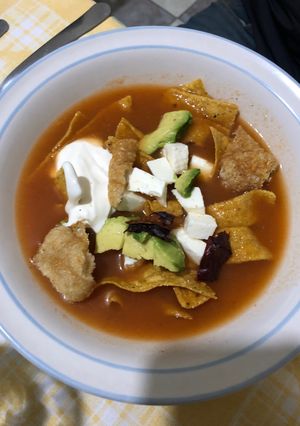 Una foto de Sopa de tortilla