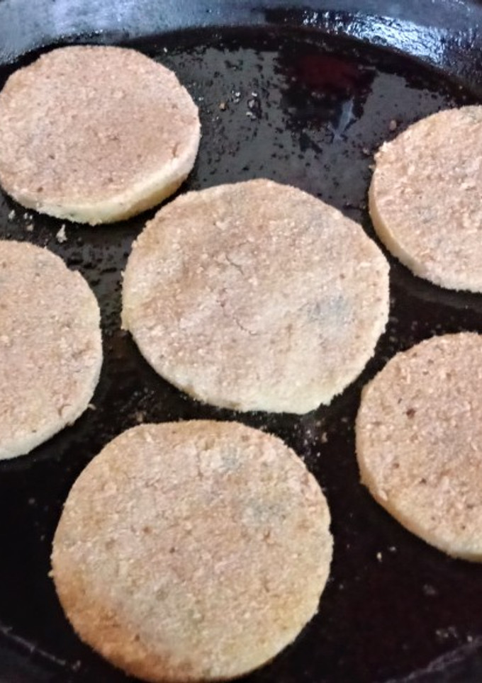 Una foto de Hamburguesas vegetarianas de papa🌱