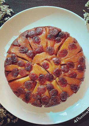 Une photo de Cake renversé aux poires et cranberriesOttolenghi@4PassionFood #Pâques