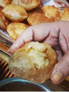ফুচকা (fuchka recipe in bengali) রেসিপির প্রধান ছবি