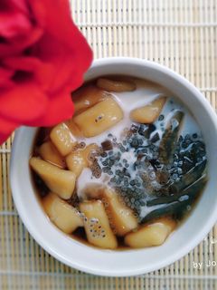 Hình của món Chè khoai lang dẻo hột é.