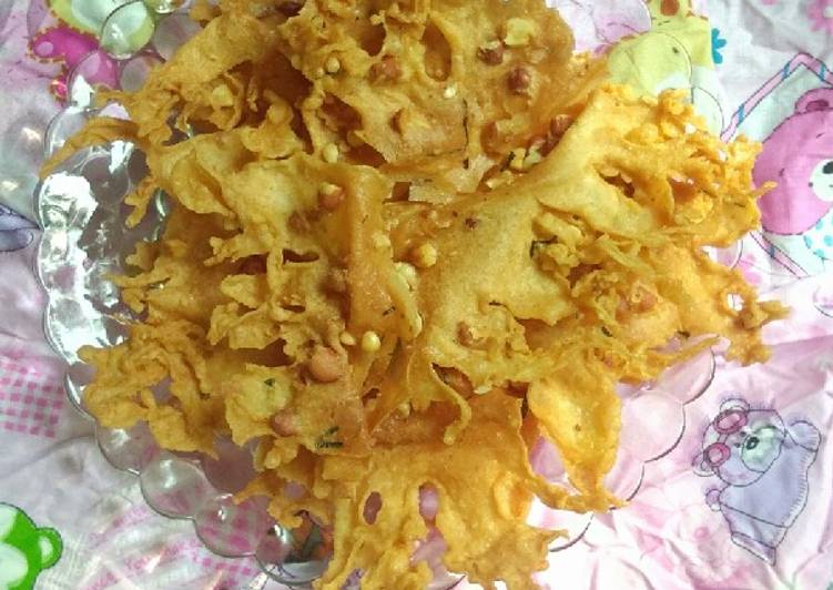 Peyek kacang 3 tepung