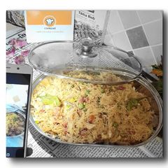 A picture of Chicken and veggies namkeen Sawaiyan.