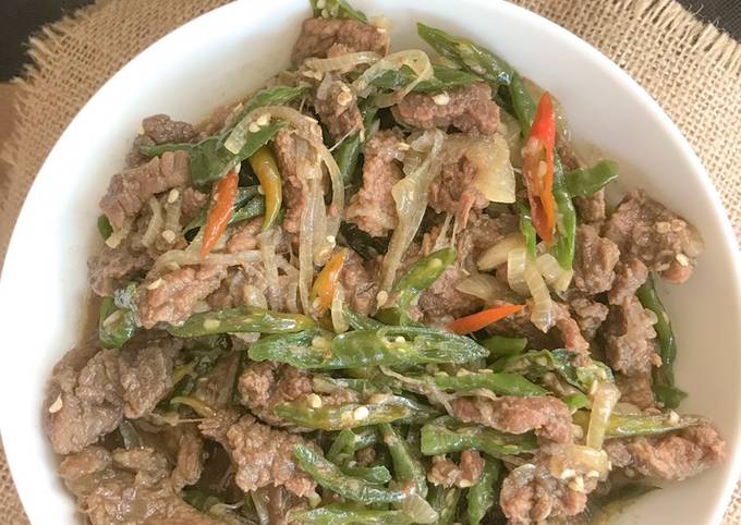 Resep Daging Sapi Cabe Ijo Saus Tiram / Rendam daging sapi dengan campuran saus tiram selera dan ...