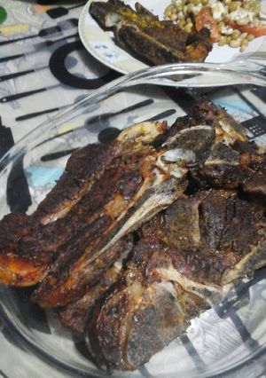 Una foto de Carne al horno/agujas parrilleras