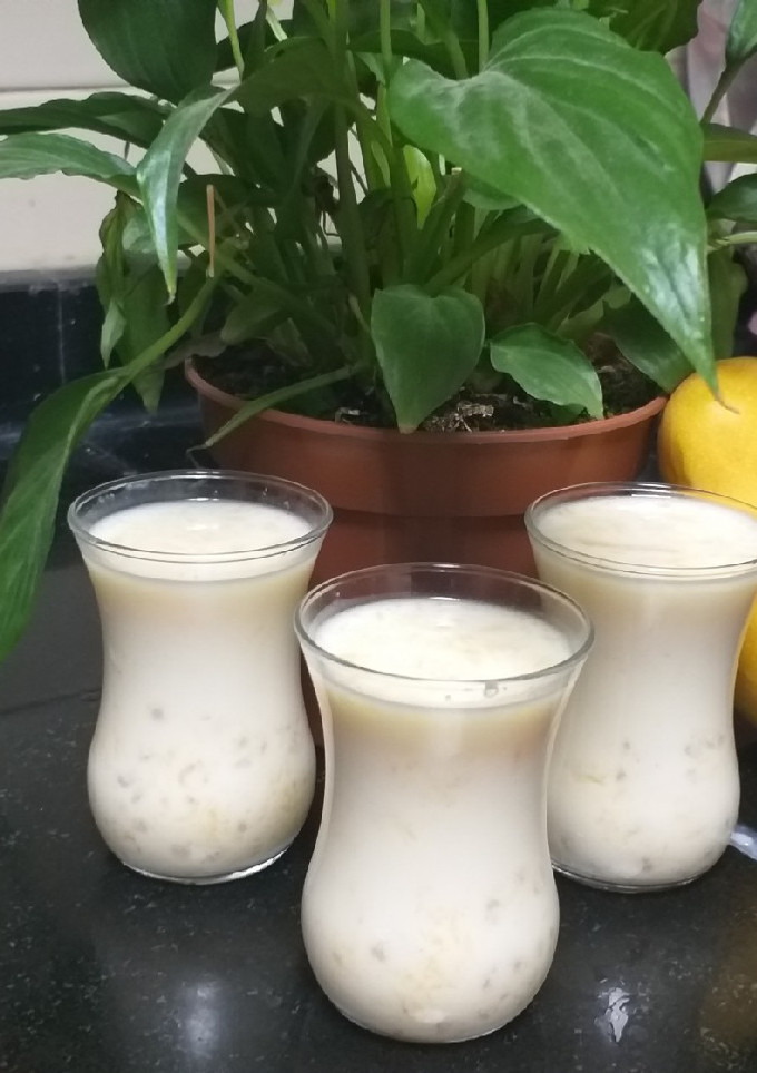 மேங்கோ சாகோ மில்க் (Mango sago milk) செய்முறை முக்கிய புகைப்படம்