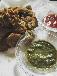 मूंग दाल भजिया (Moong dal bhajiya recipe in Hindi) रेसिपी मुख्य फोटो