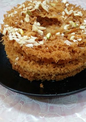 A picture of Rajasthani ghewar.