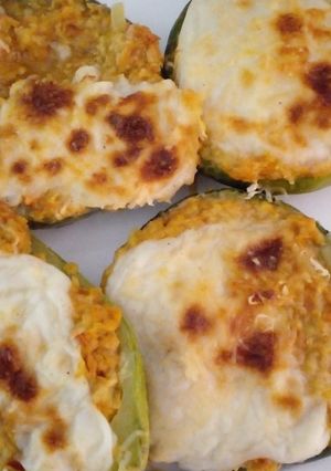 Una foto de Zapallitos rellenos con proteína de soja