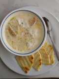 Changua con arepa