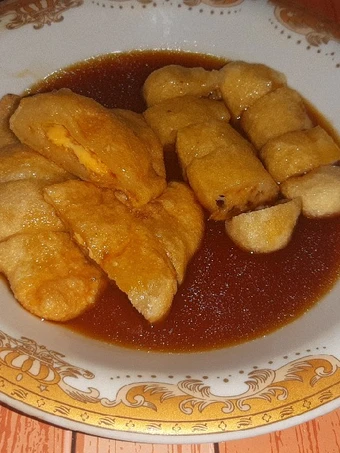 Cara Mudah Membikin Resep 13. Pempek - pempek tanpa ikan yang Bikin Ngiler Anti Ribet, Uenak Banget