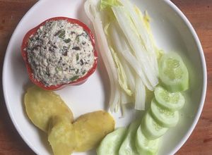 Hình của món Thịt đậu nhồi ớt chuông eat clean.