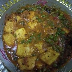 A picture of Almond  paneer.