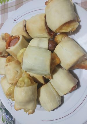 Una foto de Rollitos de panchos