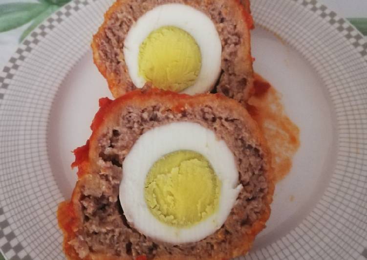 Polpette al ragù con sorpresa